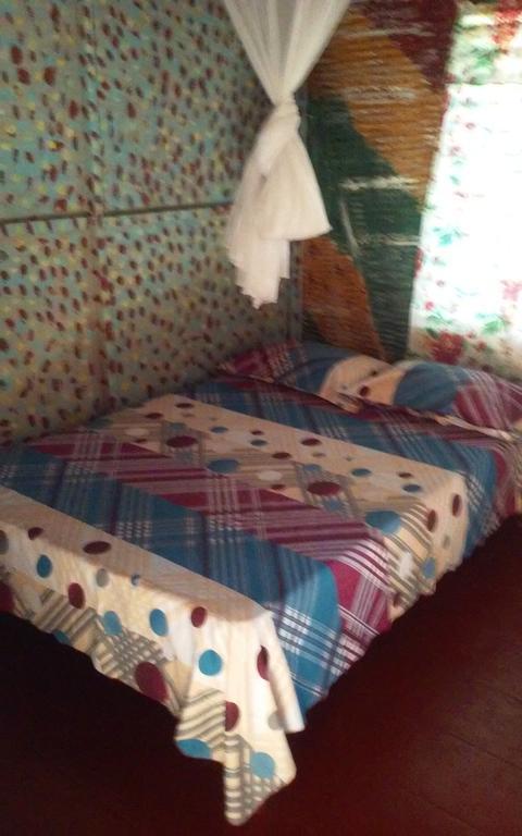 Shades Cottage Guesthouse Blue Hole Экстерьер фото