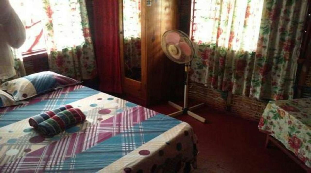 Shades Cottage Guesthouse Blue Hole Экстерьер фото